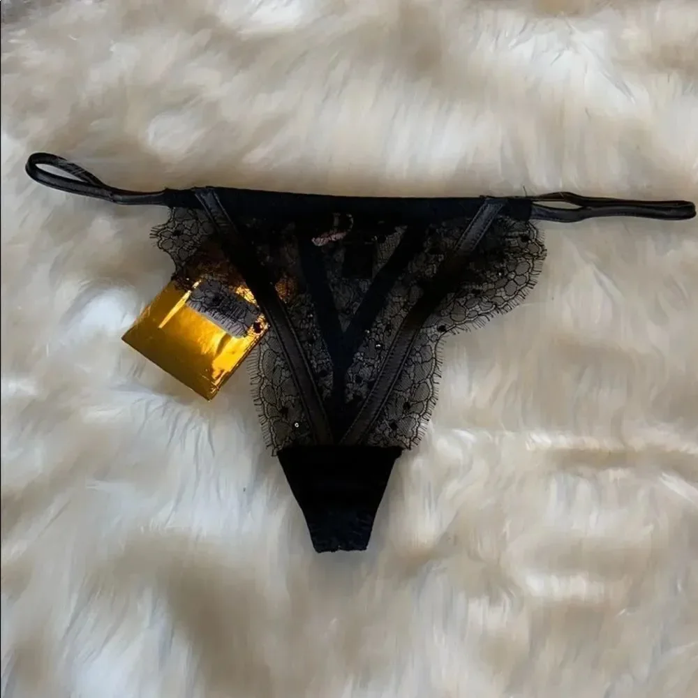 Agent Provocateur elasticized waist